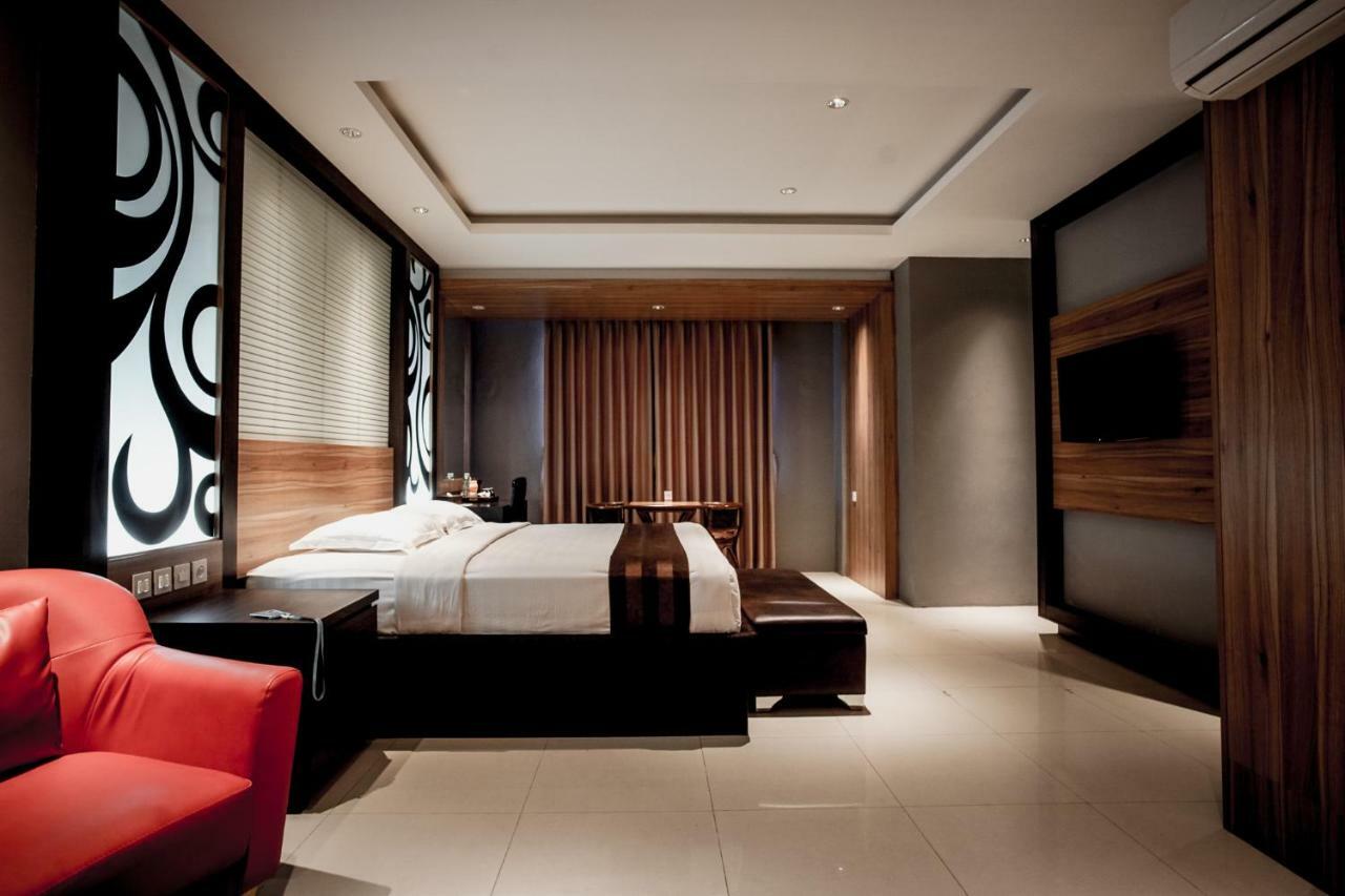 Hotel Asri Plaza Asia Тасікмалая Екстер'єр фото